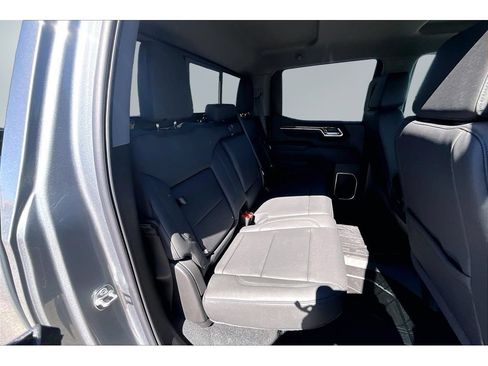 New 2026 Chevrolet Silverado 1500 RST w/ Redline Edition AWD/4WD image 10
