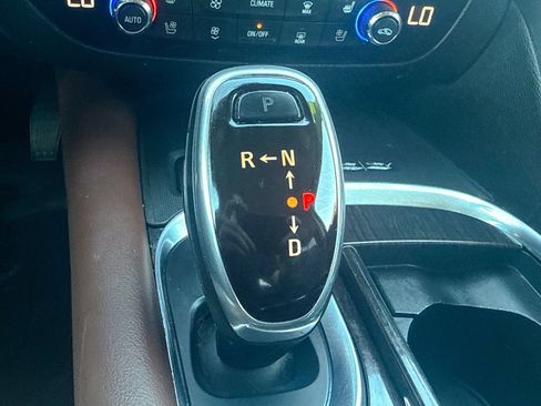 Certified 2018 Buick Enclave Avenir AWD/4WD image 40