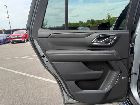 Used 2024 GMC Yukon AT4 AWD/4WD image 24