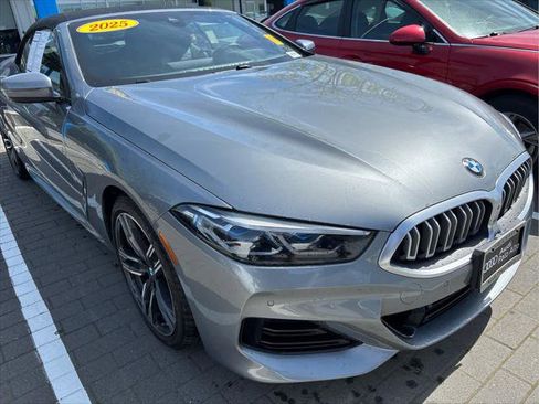 Used 2025 BMW 840i Convertible image 2