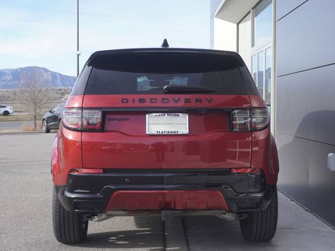 Used 2025 Land Rover Discovery Sport Dynamic SE image 6