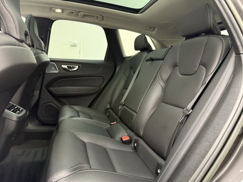 Certified 2023 Volvo XC60 B5 Ultimate AWD/4WD image 24