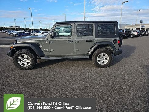 Used 2019 Jeep Wrangler Unlimited Sport S image 4