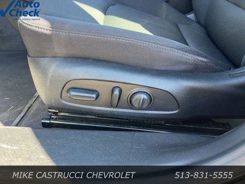 Used 2023 Chevrolet Malibu LT image 9