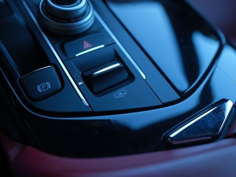 Used 2022 Maserati Levante Modena image 30