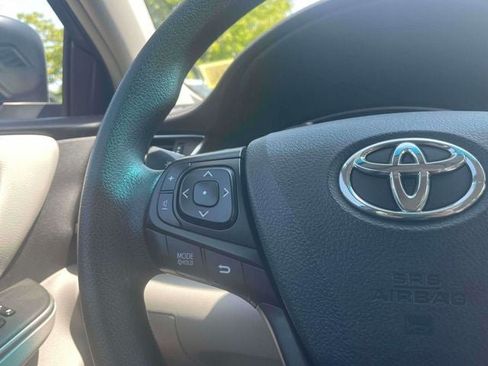 Used 2017 Toyota Camry LE FWD image 24