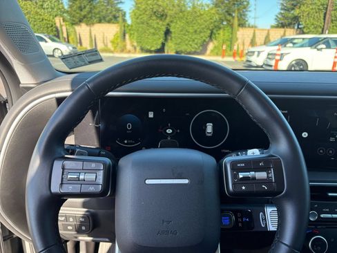 Used 2026 Hyundai Palisade SEL FWD image 31