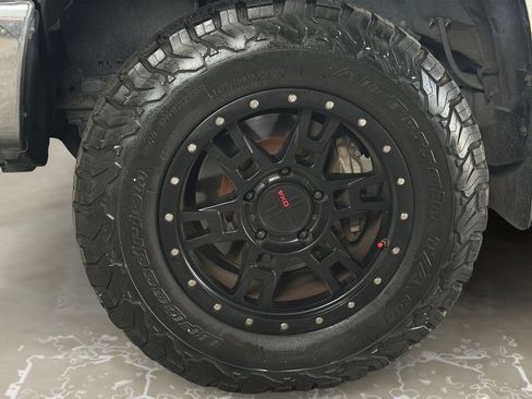 Used 2021 Toyota Tundra SR5 AWD/4WD image 14