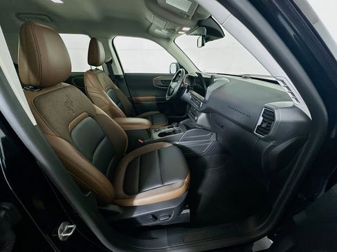 Used 2025 Ford Bronco Sport Outer Banks w/ Outer Banks Tech Package+ image 32