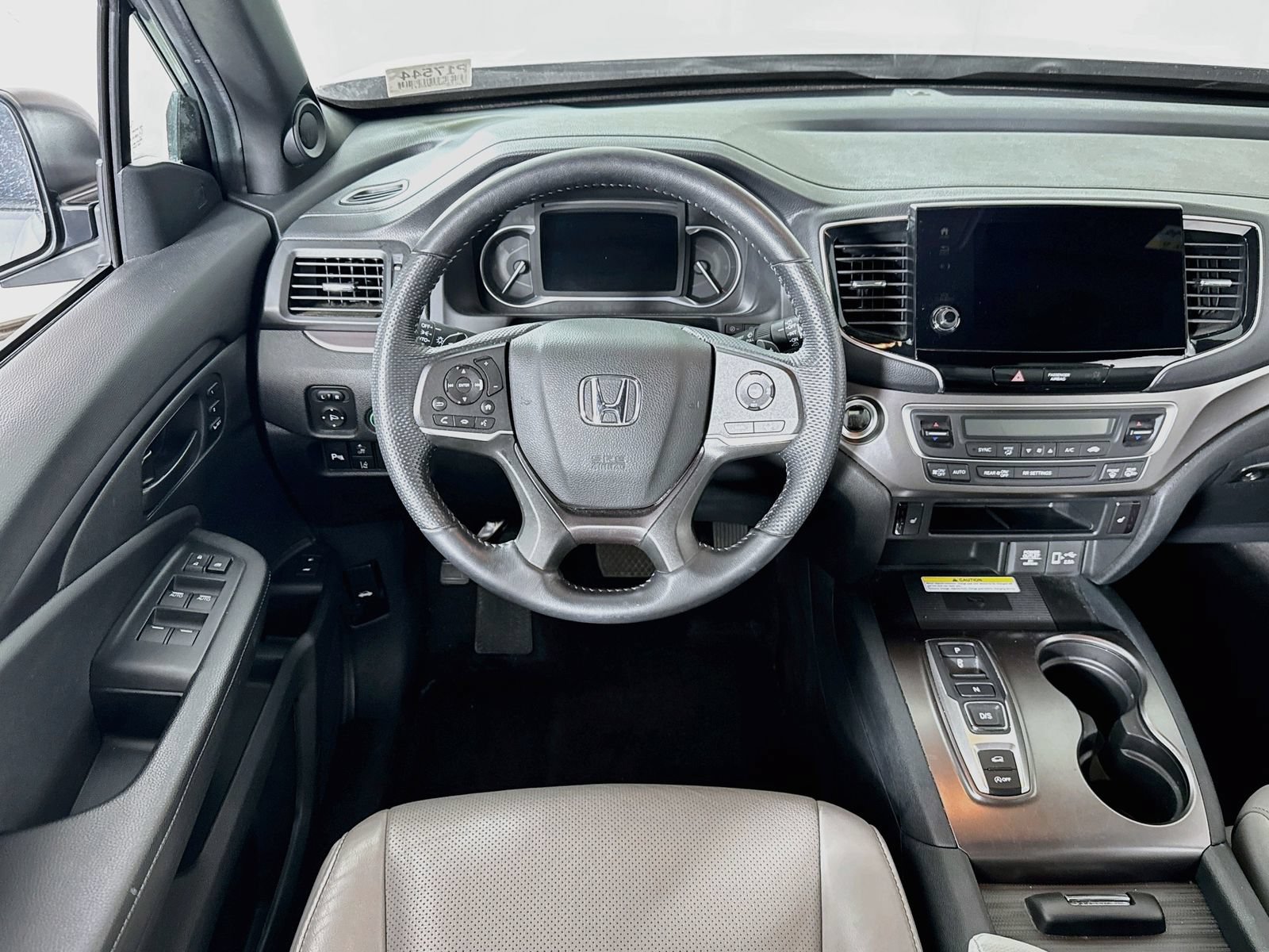 Certified 2023 Honda Passport EX-L image 19