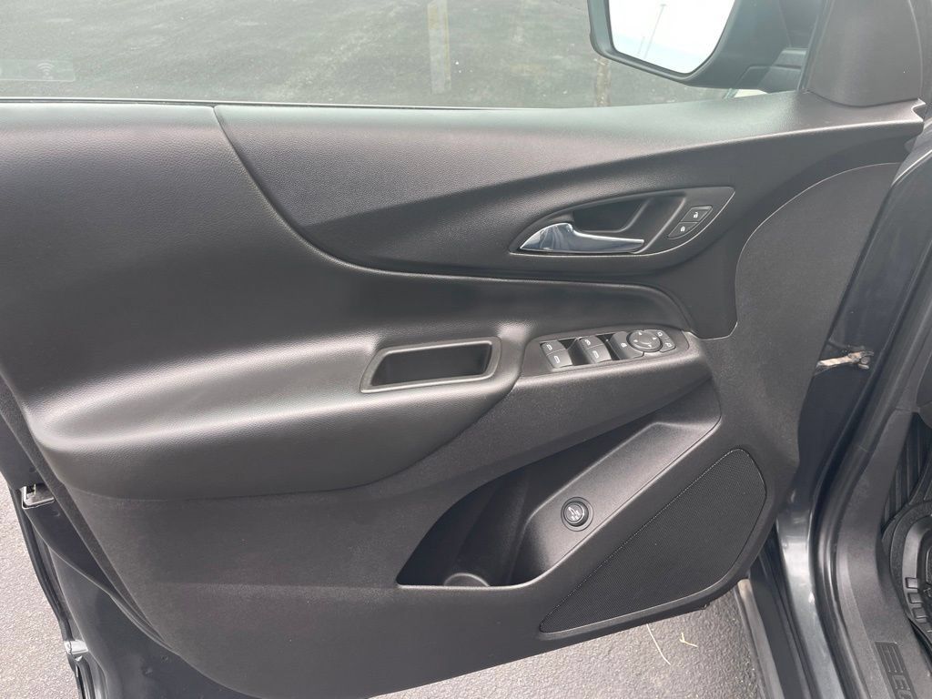 Used 2020 Chevrolet Equinox LT AWD/4WD image 14