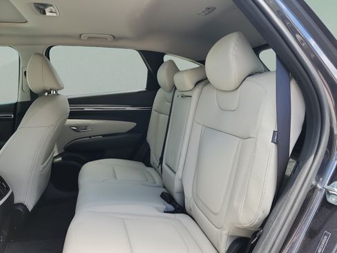Used 2024 Hyundai Tucson SEL w/ Convenience Package FWD image 16