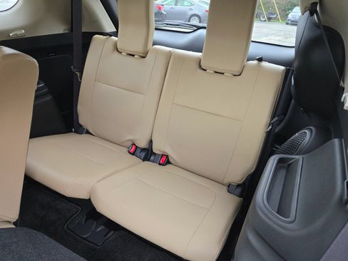 Used 2016 Mitsubishi Outlander SE FWD image 11