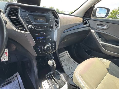 Used 2014 Hyundai Santa Fe Sport w/ Popular Equipment Package 02 FWD image 19