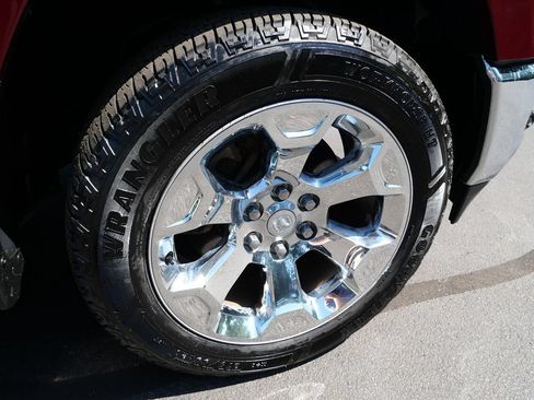 Used 2019 RAM 1500 Big Horn AWD/4WD image 38