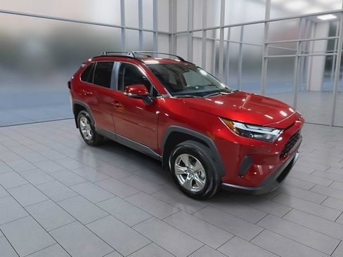 Used 2023 Toyota RAV4 XLE FWD image 2