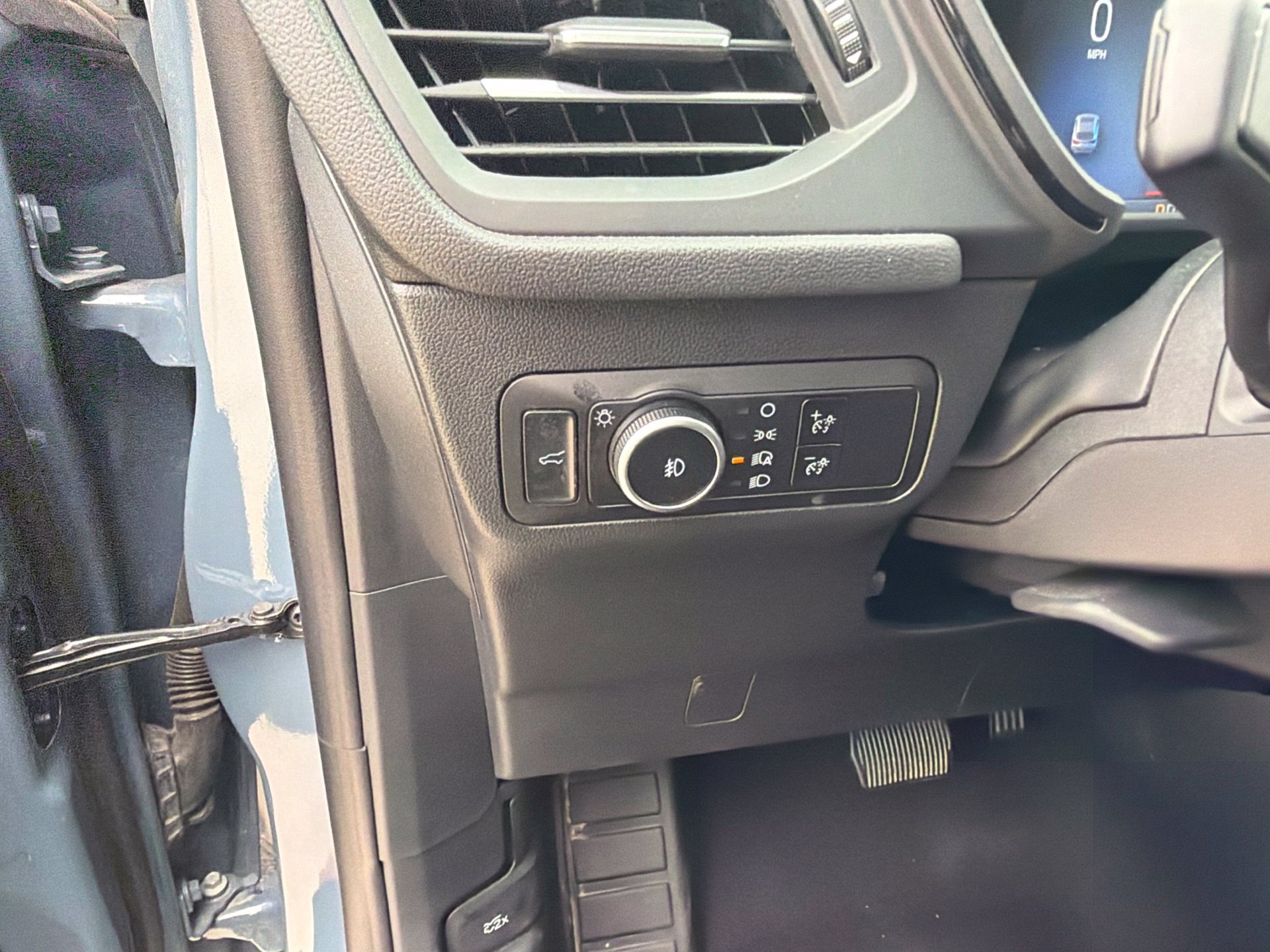 Used 2025 Ford Escape ST-Line Select AWD/4WD image 12