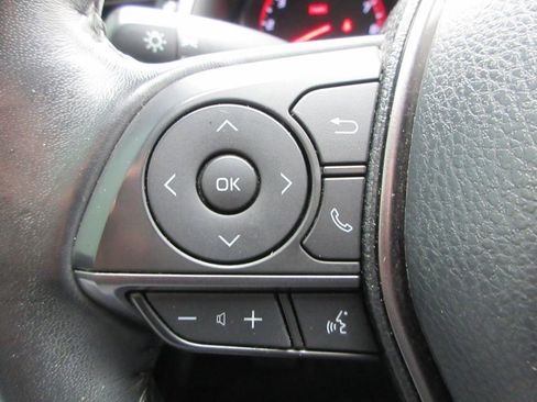 Used 2021 Toyota Camry XSE image 23