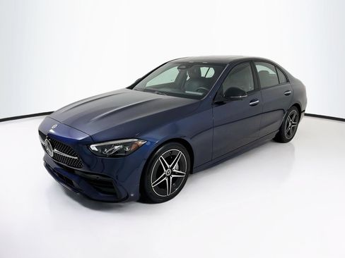 Used 2024 Mercedes-Benz C 300 4MATIC Sedan image 3