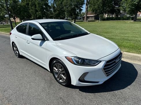 Used 2017 Hyundai Elantra SE w/ SE A/T Tech Package 03 FWD image 24