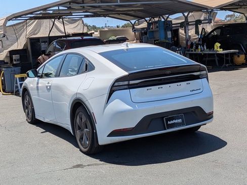 Used 2024 Toyota Prius Prime FWD image 8