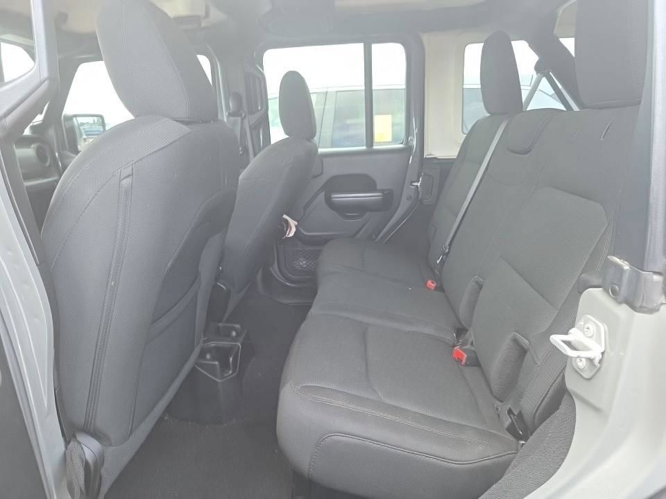 Used 2021 Jeep Wrangler Unlimited Sport AWD/4WD image 9
