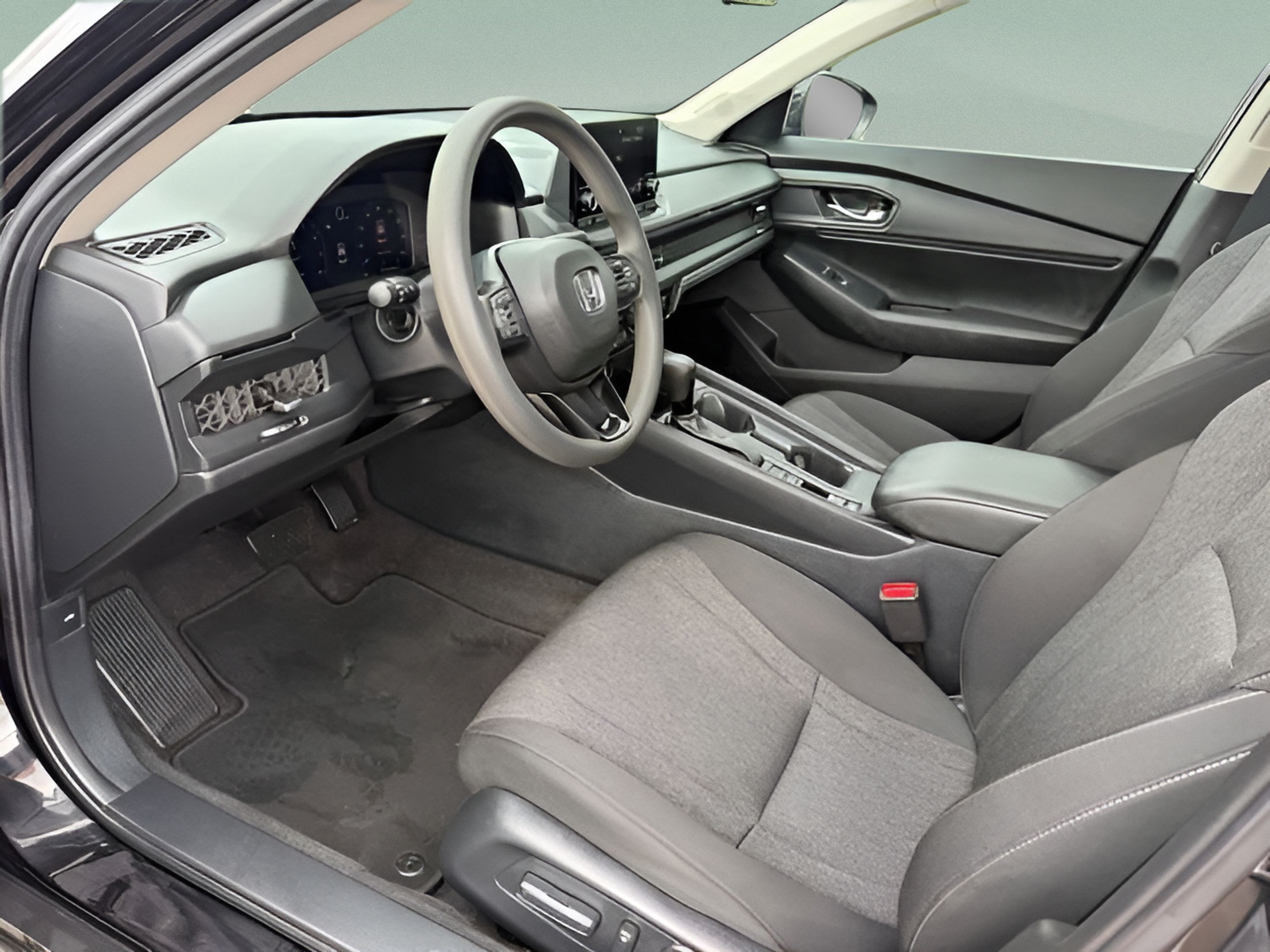 Used 2024 Honda Accord EX image 9