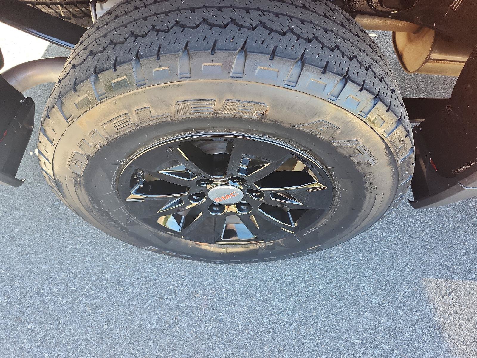 Used 2023 GMC Sierra 1500 SLE AWD/4WD image 4