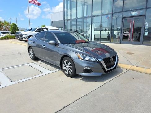 Used 2021 Nissan Altima 2.5 S FWD image 2