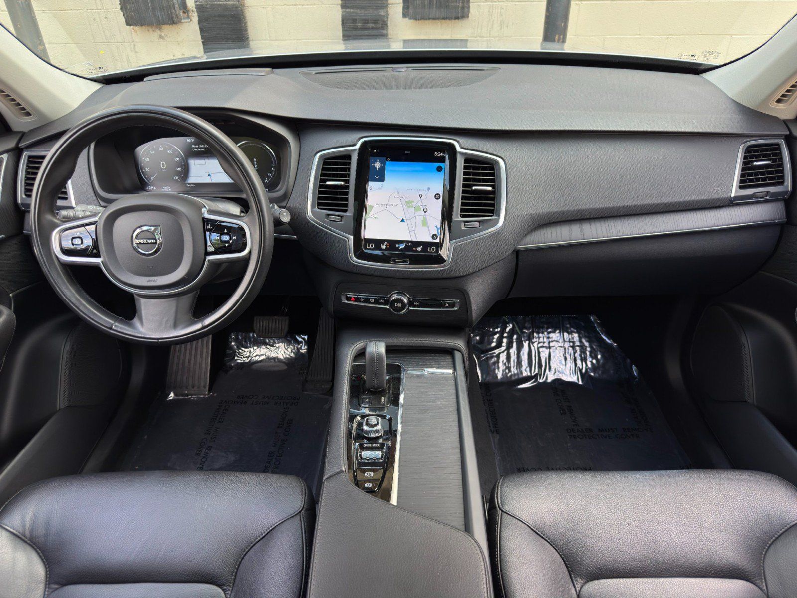 Used 2020 Volvo XC90 T8 Momentum w/ Protection Package Premier AWD/4WD image 13