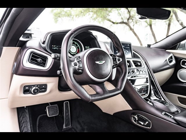 Used 2023 Aston Martin DB11 Coupe RWD image 14