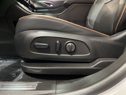 Certified 2023 GMC Acadia AT4 w/ Technology Package image 25