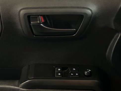 Used 2023 Toyota Tacoma SR AWD/4WD image 13