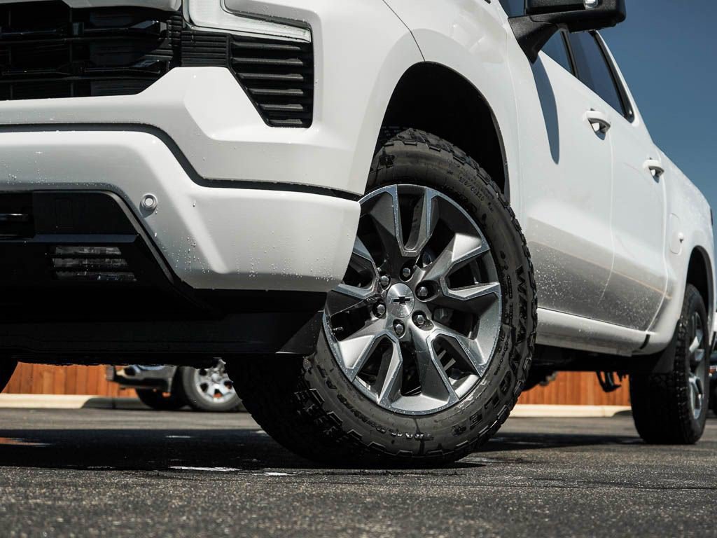 New 2026 Chevrolet Silverado 1500 RST w/ RST All Star Premium Package AWD/4WD image 6