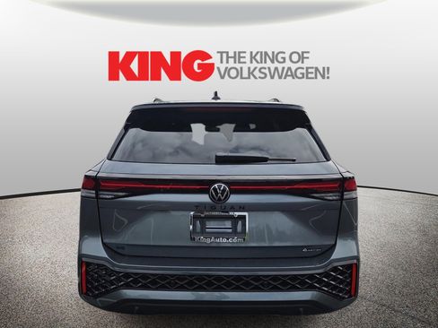 New 2026 Volkswagen Tiguan SE R-Line AWD/4WD image 4