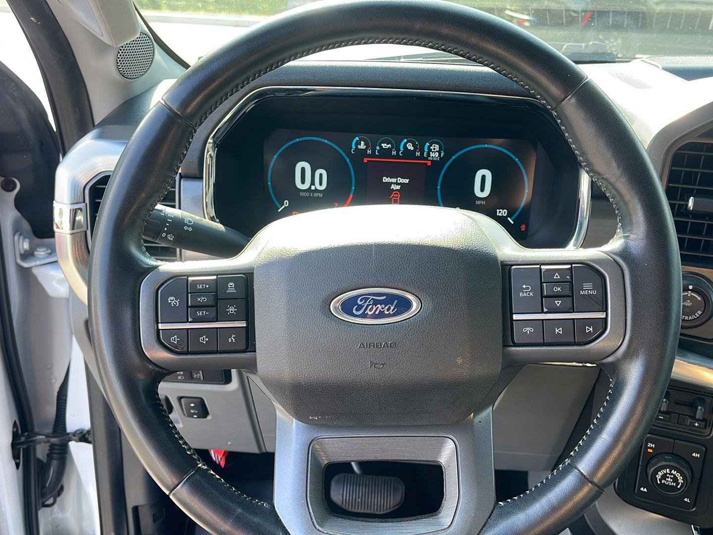Used 2022 Ford F150 Lariat w/ Max Trailer Tow Package AWD/4WD image 23