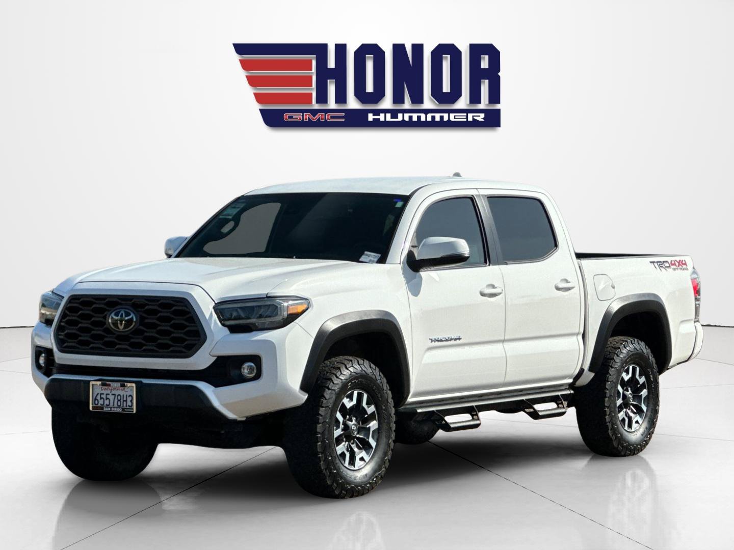 Used 2021 Toyota Tacoma TRD Off-Road w/ Technology Package AWD/4WD image 8