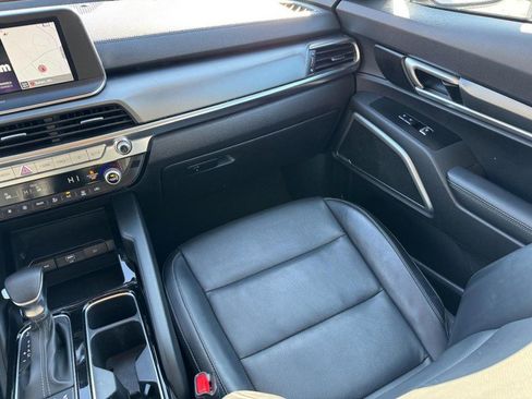 Used 2022 Kia Telluride LX image 15