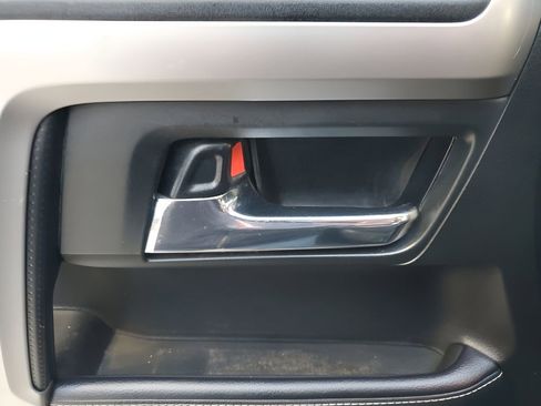 Used 2021 Toyota 4Runner SR5 Premium image 28