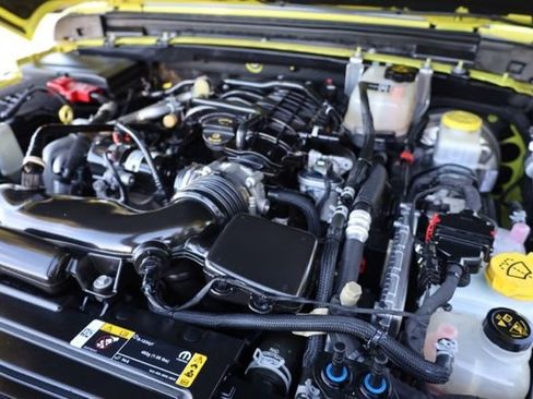 Used 2022 Jeep Wrangler Unlimited Willys image 39