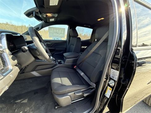 New 2025 GMC Canyon Elevation w/ Convenience Package image 17