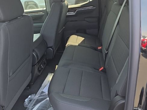 New 2026 GMC Sierra 1500 SLE w/ Preferred Package AWD/4WD image 7