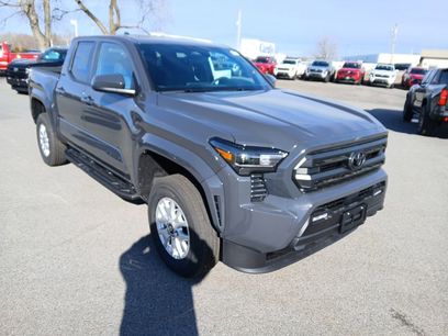 New 2026 Toyota Tacoma SR5