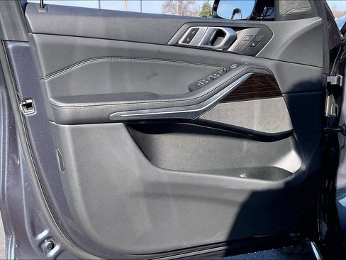 Used 2019 BMW X5 xDrive50i image 25