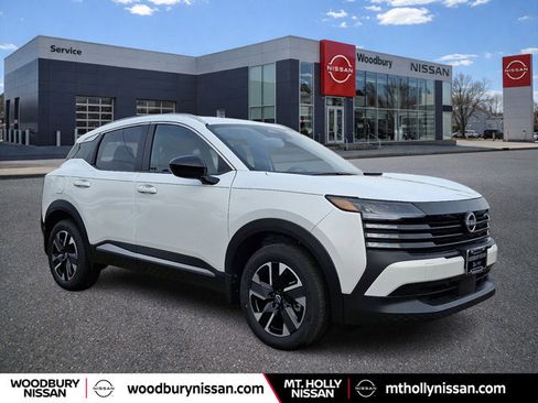 Certified 2026 Nissan Kicks SV w/ SV Premium Package image 1