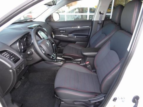 New 2025 Mitsubishi Outlander Sport SE image 14