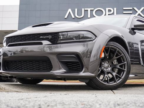 Used 2022 Dodge Charger SRT Hellcat w/ SRT Black Package image 2