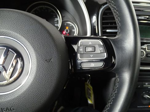 Used 2014 Volkswagen Beetle 2.5 image 19