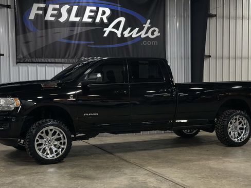 Used 2021 RAM 3500 Big Horn w/ Level 1 Equipment Group image 11