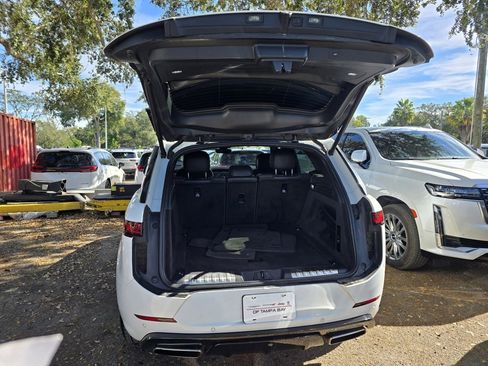 Used 2024 Land Rover Range Rover Sport Dynamic SE image 38